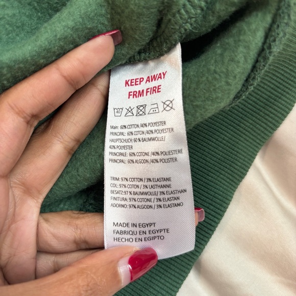 Urban Outfitters 1998 Graphic Cropped Crew Neck Pullover - Picture 8 of 8